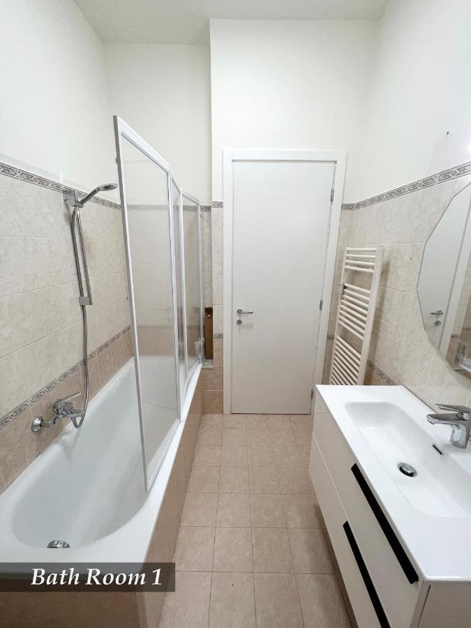 ראפאלו Welcome Riviera -Torre D'Avorio Appartamento 126 Mq Piu'Terrazzo25 Mq - Totalmente Rinnovato- 250 M Dal Centro - Parcheggio A Pagamento 15 Euro Al Giorno Da Prenotare In Anticipo Salvo Dispo -Parking At 15 Euro Per Day To Be Booked In Advance If Avai מראה חיצוני תמונה